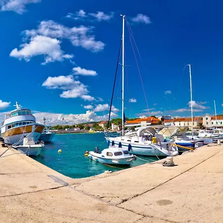 - Biograd Riviera 7997 * Torrette