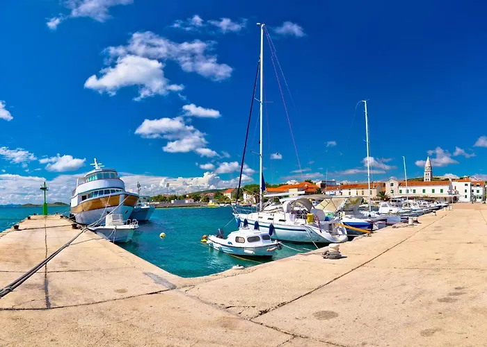 - Biograd Riviera 7997 * Torrette